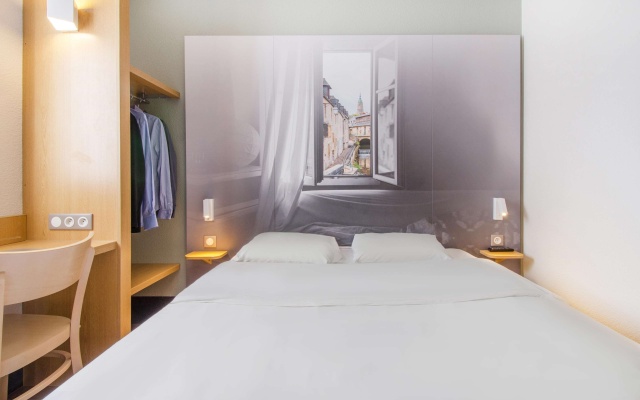 B&B Hotel Chartres Le Coudray