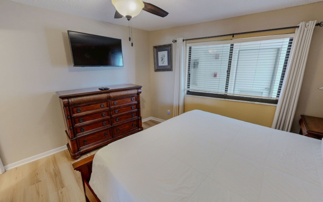 Mainsail 136 3 Bedroom Condo