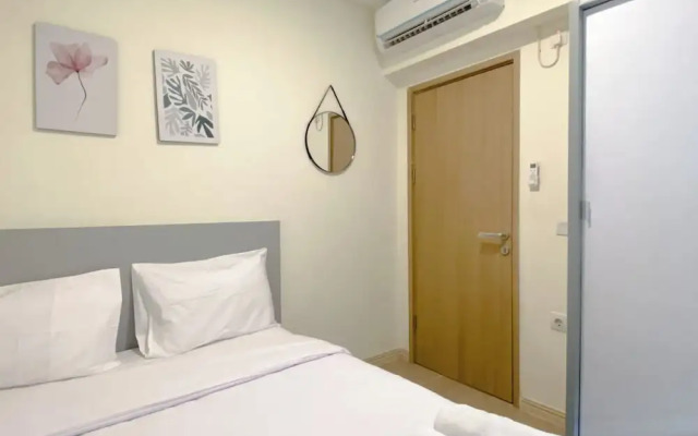 Modern Look 2Br Meikarta Apartment