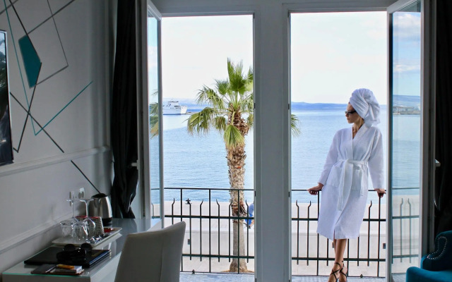 Galeria Valeria Seaside Downtown - MAG Quaint & Elegant Boutique Hotel