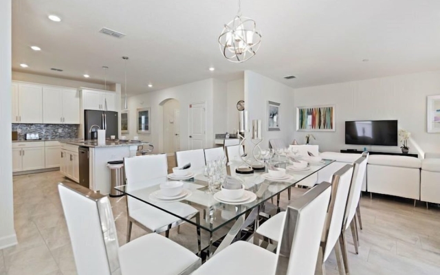 6BR ChampionsGate Pool Home