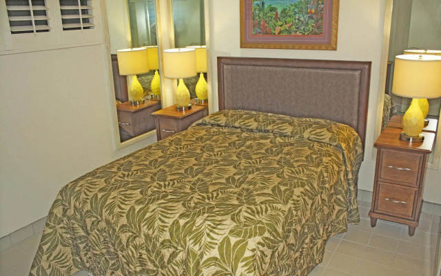 Maui Schooner Resort