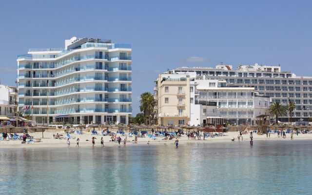 Universal Hotel Perla