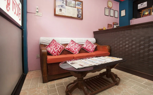 SPOT ON 465 Hotel Brunei Holiday Inn