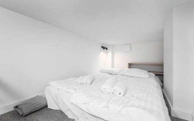 Swietokrzyska 16 (E-G) by Homeprime