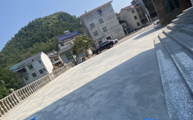 Zhou's compound