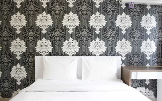 Minimalist Studio Room @ Beverly Dago Apartment