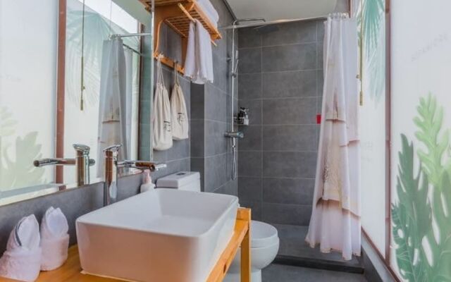 Floral Hotel Hangzhou Pupu