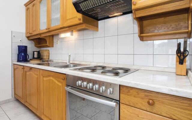 Awesome Apartment in Supetar With 2 Bedrooms and Wifi