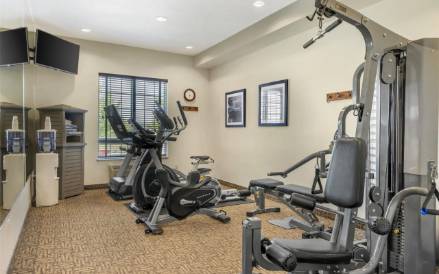 Best Western Plus Saint John Hotel & Suites