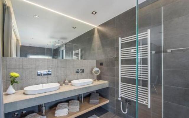 Exclusive Living Villas