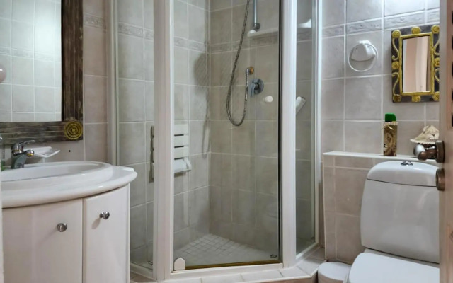 Pelicans Pad at Chaka's Cove