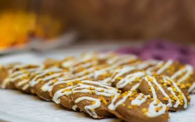 Yuechen Hotel (Xietaizi Subway Station)