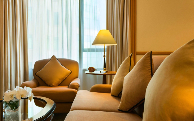 Renaissance Riverside Hotel Saigon