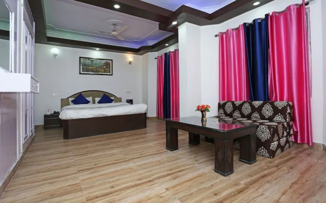 OYO 8637 Shivam Hotel