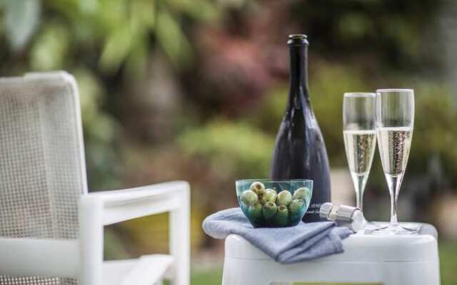 Stylish 3 Bedroom Pool House in Surry Hills