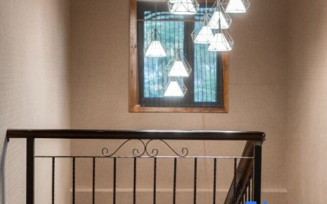 Zuoshangyun Guesthouse