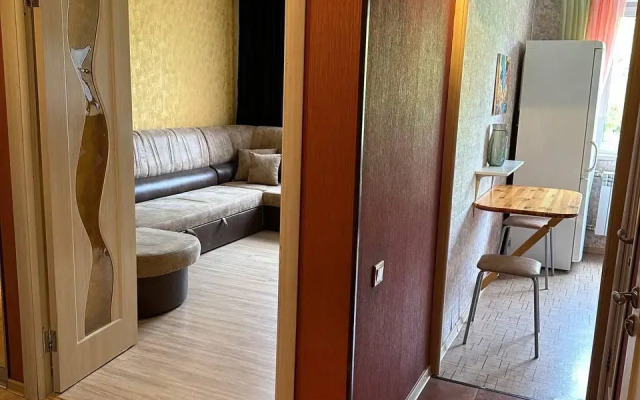 Zenhome on 72 Kovalikhinskaya Street
