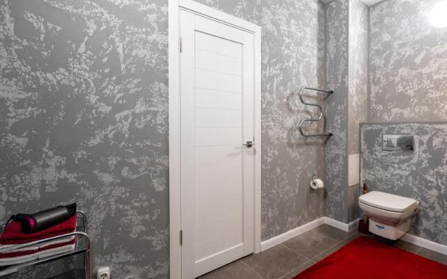 Пять Звёзд на улице Батурина 38