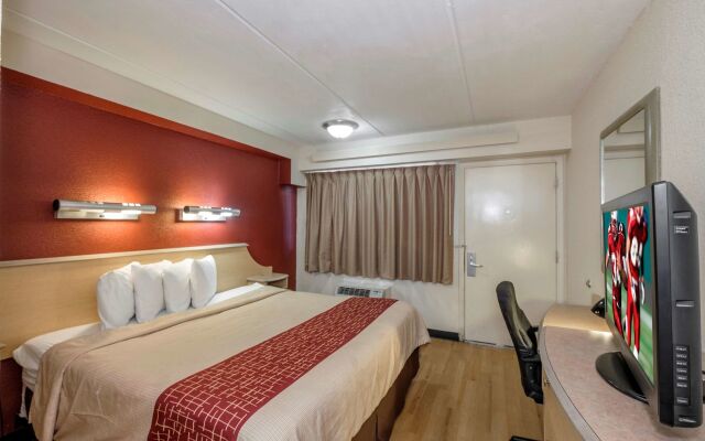 Red Roof Inn Tallahassee - University