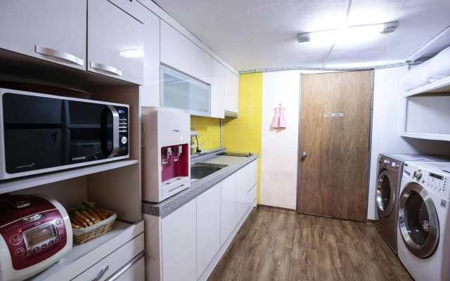 Aroha Guest House