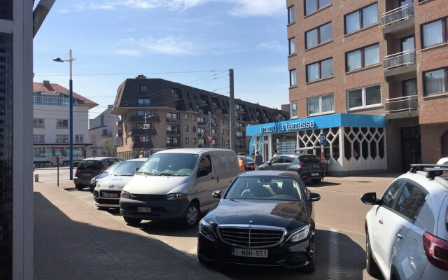 Check-Inn