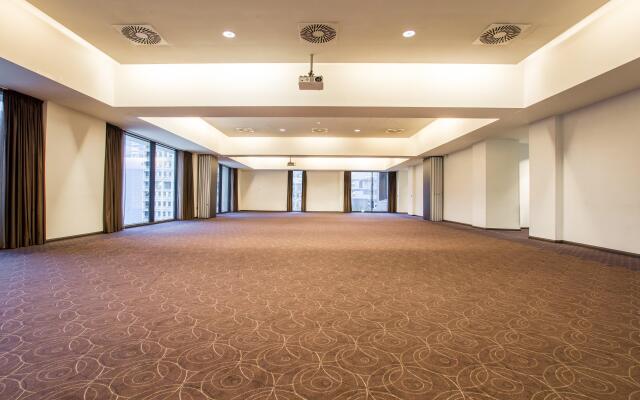 Crowne Plaza Birmingham City Centre by IHG