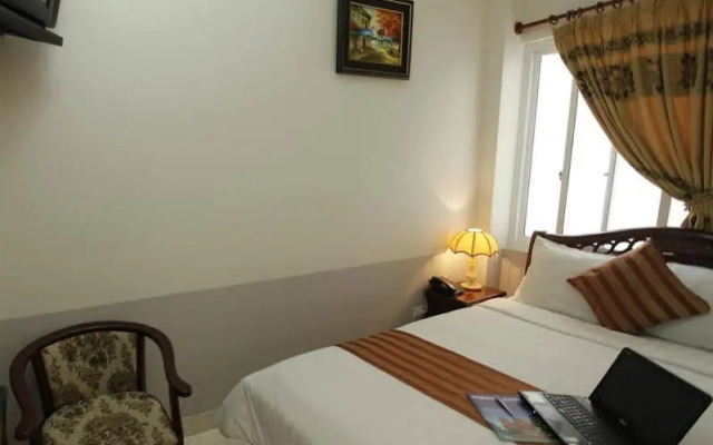 Camellia 5 Hotel