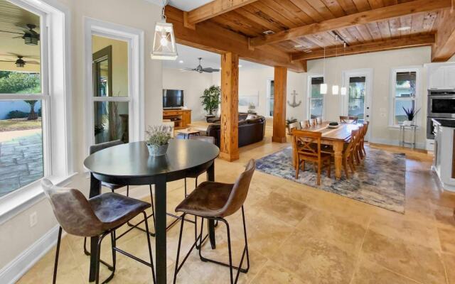 Lee's Retreat by Destin Getaways