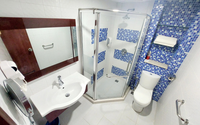 Celyn Hotel, City Mall
