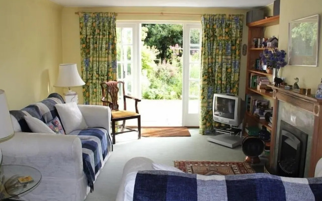 Winterbourne Cottage, Salisbury