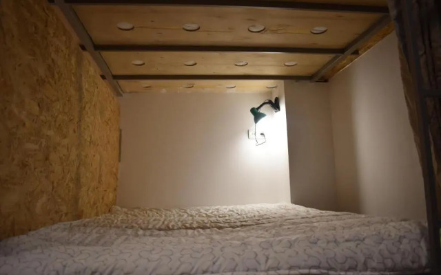 Sleep Studio Hostel