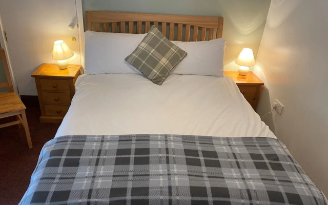 The Elks Head – Whitfield