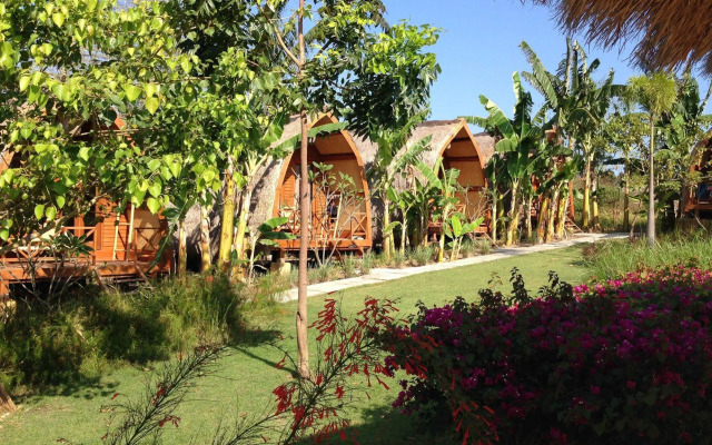 Ekas Breaks Resort