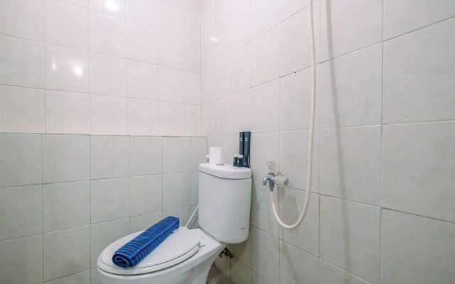 Furnished Green Pramuka 1BR Apartment with Modern Style and City View
