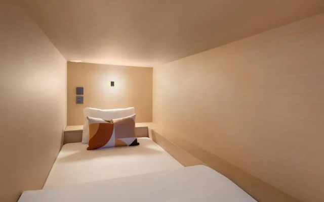 Cove Casanino – Guest Rooms – Jakarta