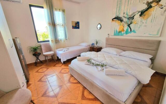 Guest House Vila Elezi
