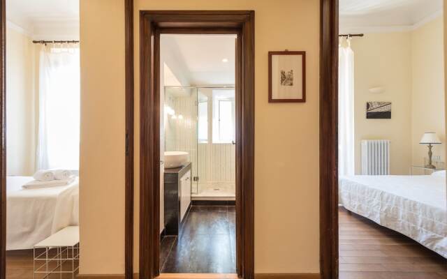 Charming 2bed Apt Overlooking Duomo