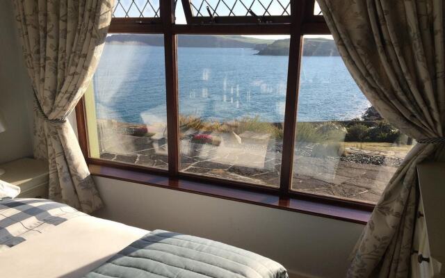 Sandycove House