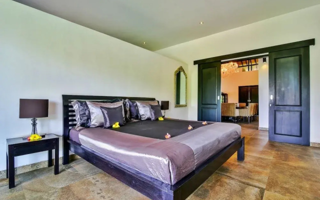 Lovina Residence