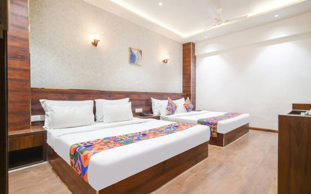 Fabhotel Awadhvue