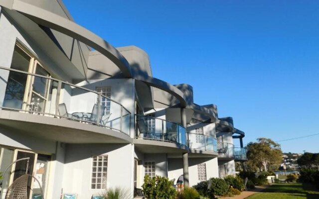 Merimbula Lake Apartments