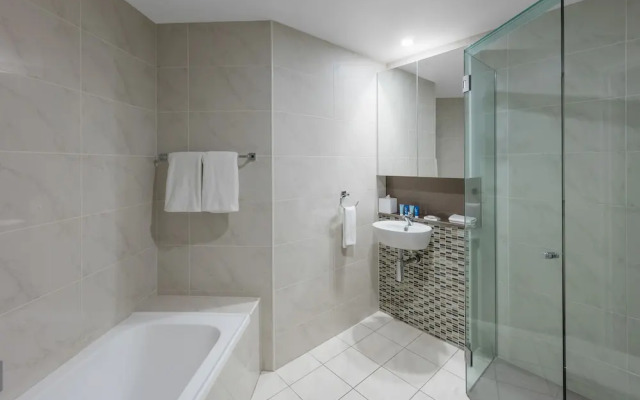Meriton Suites Adelaide Street, Brisbane