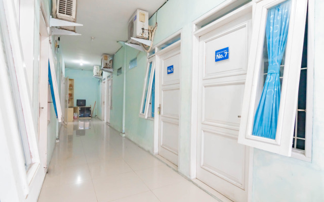 RedDoorz Syariah @ Jl Pangeran Hidayatullah Cianjur