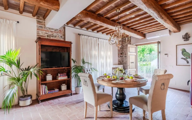 Valle del Sole Winery Farmhouse