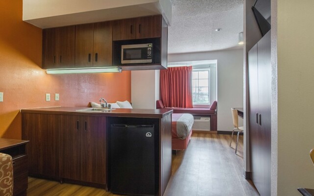 Microtel Inn And Suites