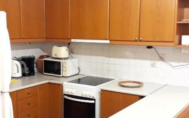 100m from the beach cosy apartment