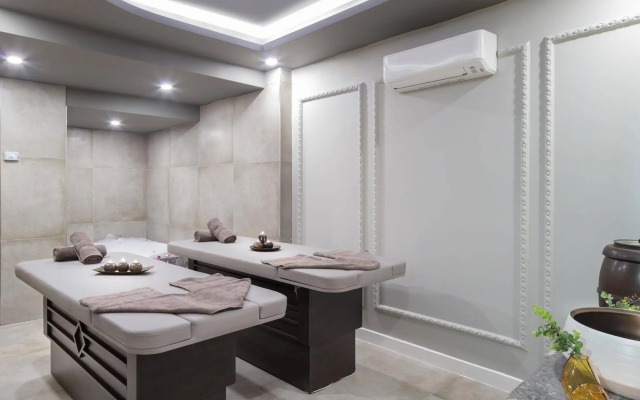 Blue Marlin Deluxe Spa & Resort - All Inclusive