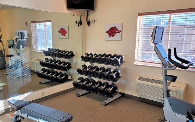 Candlewood Suites Fayetteville – University of Arkansas by IHG