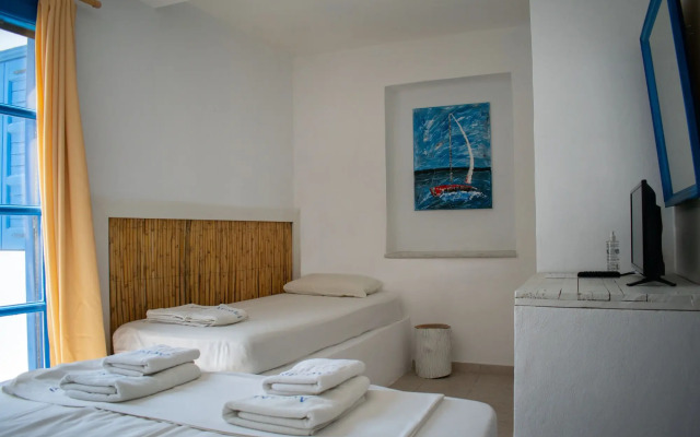 Aeraki Studios & Apartments
